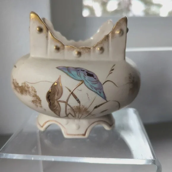 Royal Porcelain‎ Vase Ceramic Antique Hand Painted Floral Bird Gold Gilding Oval